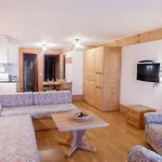 Le Bristol B11 By Interhome