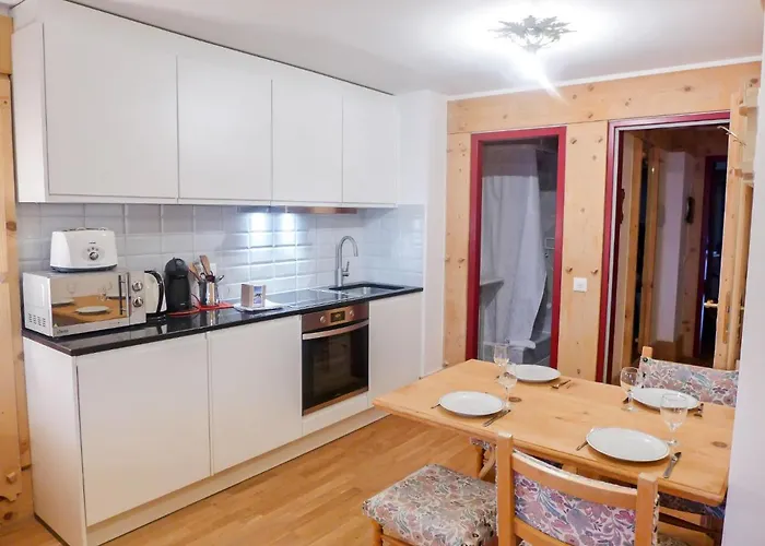 Le Bristol B11 By Interhome דירה *