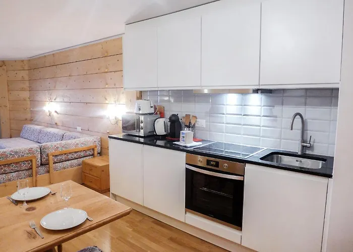 Le Bristol B11 By Interhome *