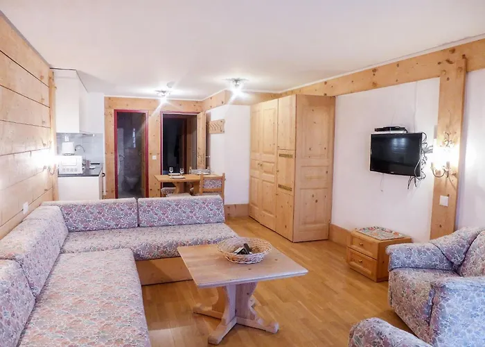 Le Bristol B11 By Interhome