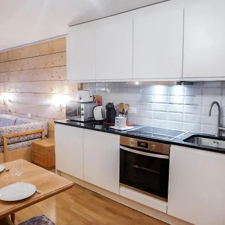 Le Bristol B11 By Interhome *